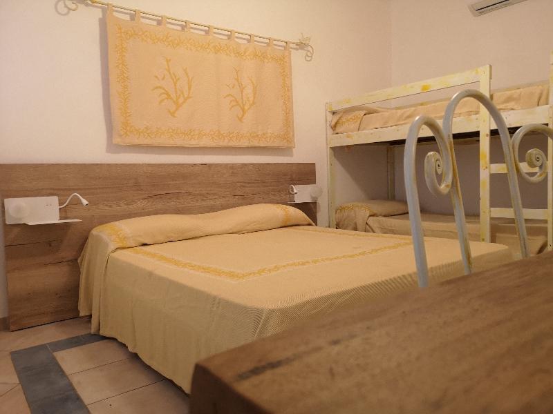 Club Esse Shardana Hotell Santa Teresa Gallura Exteriör bild